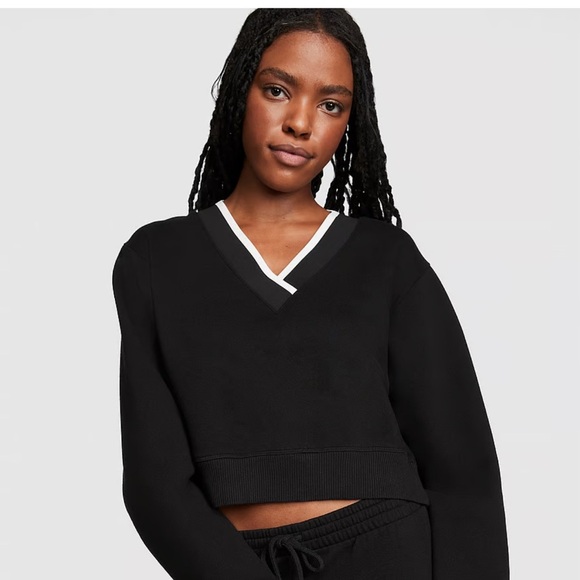 PINK Victoria Secret Premium Fleece V-Neck Sweater - Picture 6 of 9